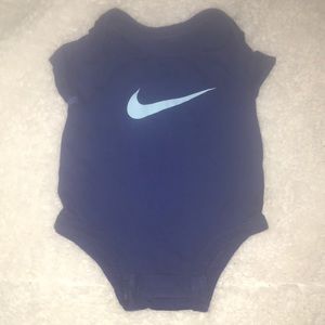 🛍Baby boy bodysuit 💙